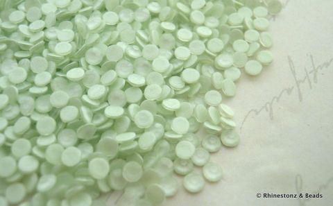 50% OFF! Swarovski Hotfix Art 2038 Pastel Powder Green ss10
